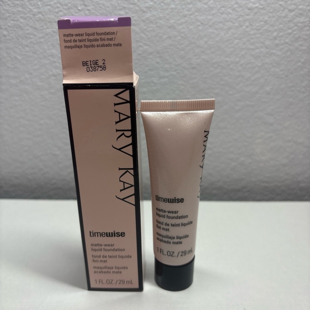 Mary Kay Timewise Matte-Wear Liquid Foundation 1fl Oz Beige 2 - Picture 6 of 6